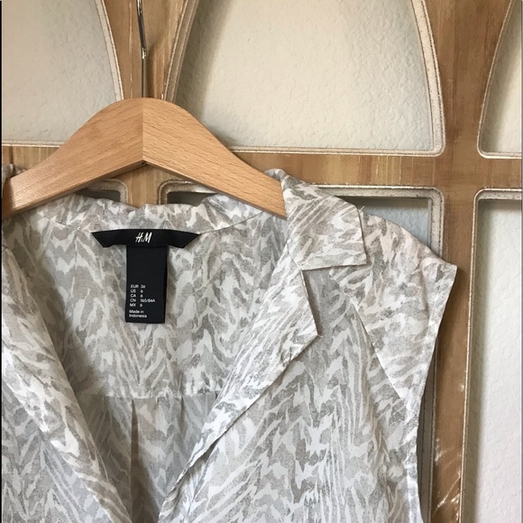 Animal Print Tank Blouse - Picture 4 of 7